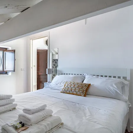 شقة Iflat Pantheon & La Dolce Skyline Penthouse *