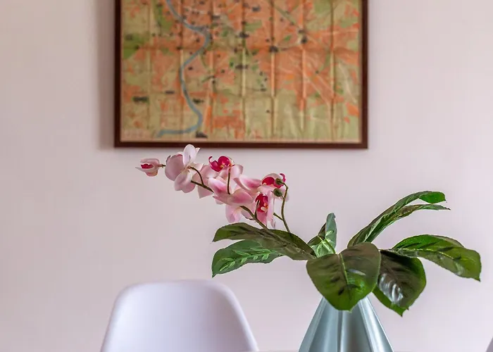 Iflat Pantheon & La Dolce Skyline Penthouse Appartement *